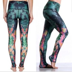 Teeki Eagle Feather Green Hot Pant Medium